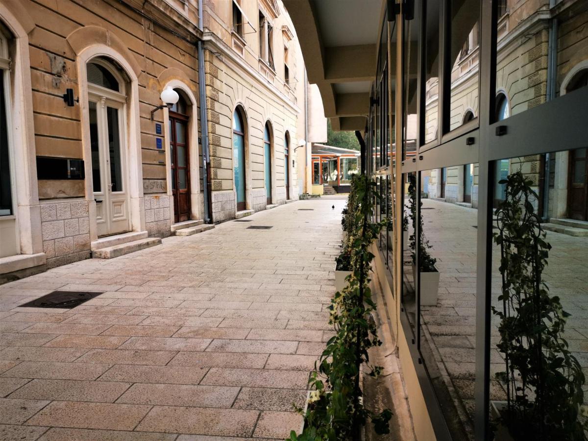 Hotel Divinity'S Reach - Old Town Center Zadar Zewnętrze zdjęcie